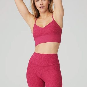 NWT Alo Alosoft Lavish Bra Magenta Crush Heath XS